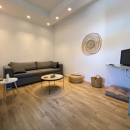 Menta House Lefkada City